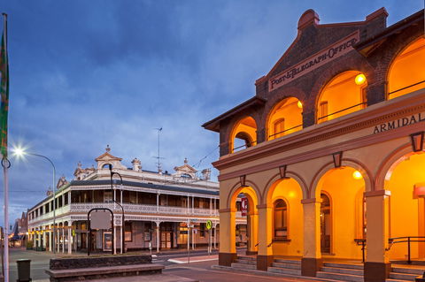Armidale Heritage Tours - Surfers Paradise Gold Coast 0