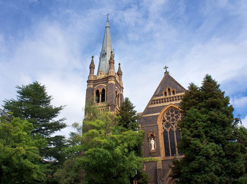 Armidale Heritage Tours - Surfers Paradise Gold Coast 2