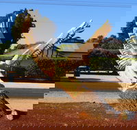 Loxton Tree sculptures - Surfers Paradise Gold Coast