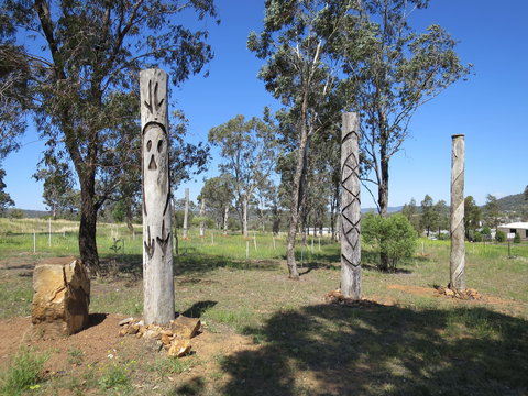 Heritage Sculptures At Pensioners Hill Lookout - Surfers Paradise Gold Coast 1