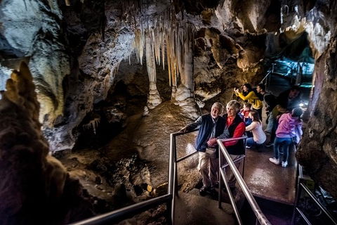 Jenolan Caves: Imperial Cave Tour - Surfers Paradise Gold Coast 3