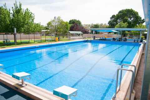 Barellan Swimming Pool - Surfers Paradise Gold Coast 1