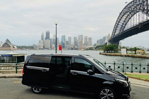 REGAL - Luxury Airport Round Trip, Bespoke Premium Transfer And Tours - Surfers Paradise Gold Coast 2