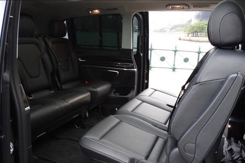 REGAL - Luxury Airport Round Trip, Bespoke Premium Transfer And Tours - Surfers Paradise Gold Coast 3