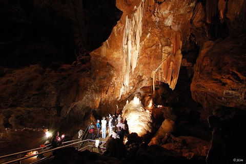 Jenolan Caves: Extended Temple Of Baal Cave Tour - Surfers Paradise Gold Coast 2