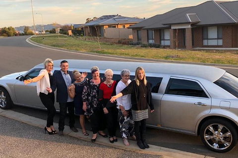 Albury Wodonga Limousines - Surfers Paradise Gold Coast 2