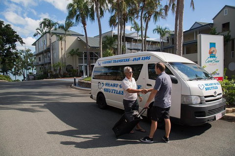 Airport Transfers - One Way Share Shuttle Service - Surfers Paradise Gold Coast 2