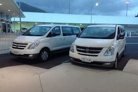 IMAX Private Transfer 7 Guests Cairns Airport To Palm Cove - Surfers Paradise Gold Coast 1