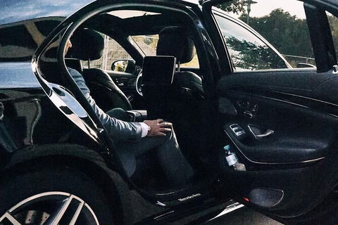 Arrival Private Transfers: Adelaide Airport ADL To Adelaide In Business Car - Surfers Paradise Gold Coast 4