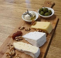 Terroir Wine Tours Tasmania Guided Sunday Wine Cheese  Gin Tours Hobart - Surfers Paradise Gold Coast