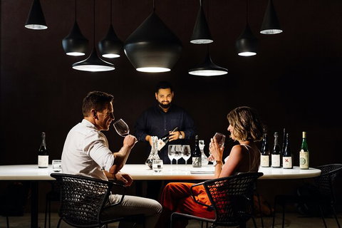 The Hobart Local - Private, Luxury Half-day Tour - Surfers Paradise Gold Coast 4