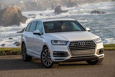 Audi Q7 SUV Melbourne Airport To CBD - Surfers Paradise Gold Coast 3