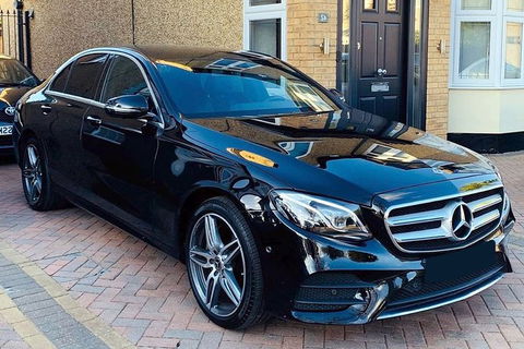 Arrival Private Transfers: Melbourne Airport MEL To Melbourne In Business Car - Surfers Paradise Gold Coast 3