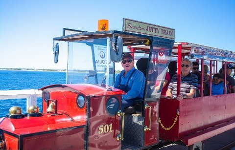 Busselton Jetty & Underwater Observatory Tour - Surfers Paradise Gold Coast 3