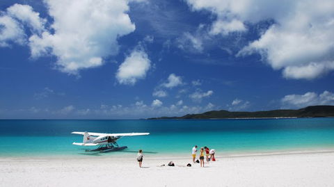 Air Whitsunday Day Tours - Surfers Paradise Gold Coast 2