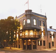 Australian Youth Hotel - Surfers Paradise Gold Coast