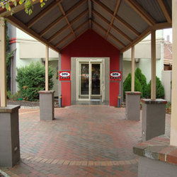Deer Park Hotel - Surfers Paradise Gold Coast 1