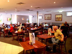Midway Tavern - Surfers Paradise Gold Coast 2
