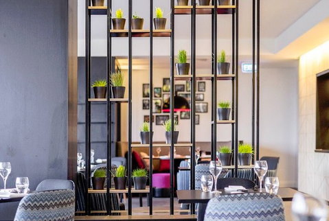 MRepublic Restaurant, Bar And Lounge - Surfers Paradise Gold Coast 3
