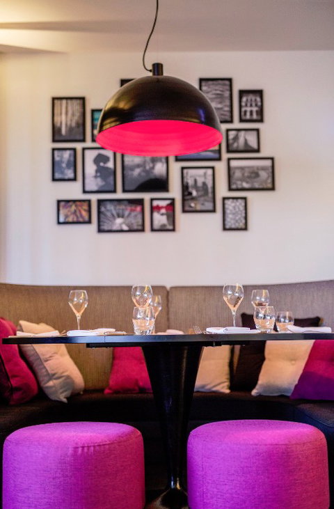 MRepublic Restaurant, Bar And Lounge - Surfers Paradise Gold Coast 6