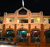 Victoria Park Hotel - Surfers Paradise Gold Coast