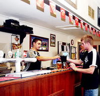 Knickerbocker Hotel - Surfers Paradise Gold Coast