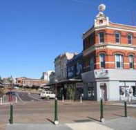 Robin Hood Hotel - Surfers Paradise Gold Coast