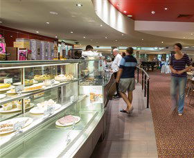 Ainslie Football And Social Club - Surfers Paradise Gold Coast 1