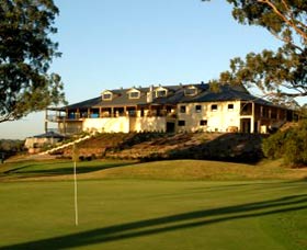 Macarthur Grange Country Club - Surfers Paradise Gold Coast 0