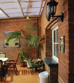 Brookton Club Hotel - Surfers Paradise Gold Coast 1