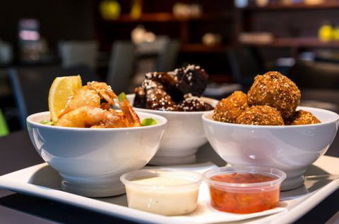 Spotted Dog Tavern - Surfers Paradise Gold Coast 1