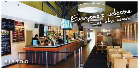Empire Bay Tavern - Surfers Paradise Gold Coast 1