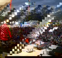 A Luminous Christmas at The Entrance - Surfers Paradise Gold Coast