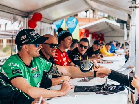 B-Rock Super Wednesday - Driver Signing - Surfers Paradise Gold Coast 0