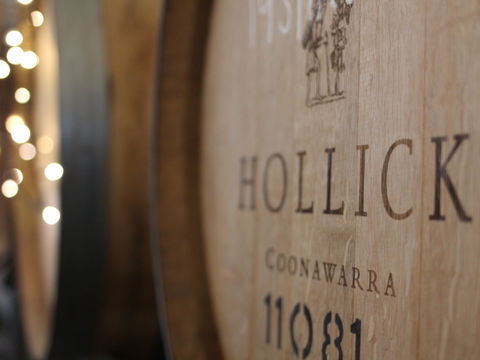 FOUR & TWENTY BLACKBIRDS - Surfers Paradise Gold Coast 0