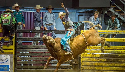 Top Gun And Young Gun Series Round 8 - Surfers Paradise Gold Coast 0