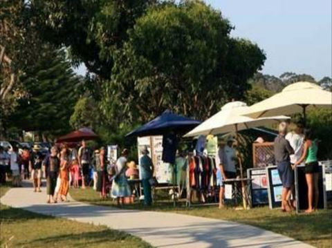 Art On The Path  October - Surfers Paradise Gold Coast 0