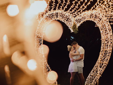 Christmas Lights Spectacular At Hunter Valley Gardens - Surfers Paradise Gold Coast 0