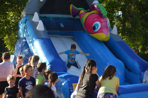 Community Christmas Party And Carols By Candlelight - Surfers Paradise Gold Coast 1