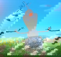 Meet Olaf from Frozen - Surfers Paradise Gold Coast