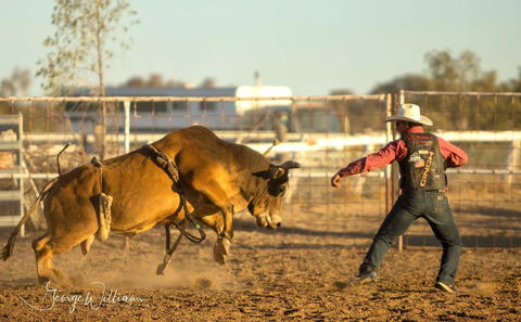 Walgett Charity Bushman's Carnival Rodeo And Campdraft - Surfers Paradise Gold Coast 0