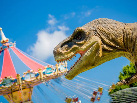 Mega Creatures At Hunter Valley Gardens - Postponed - Surfers Paradise Gold Coast 0