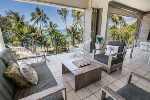 Island Views - Surfers Paradise Gold Coast 0