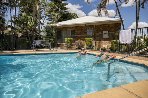 Emerald Maraboon Motor Inn - Surfers Paradise Gold Coast 3