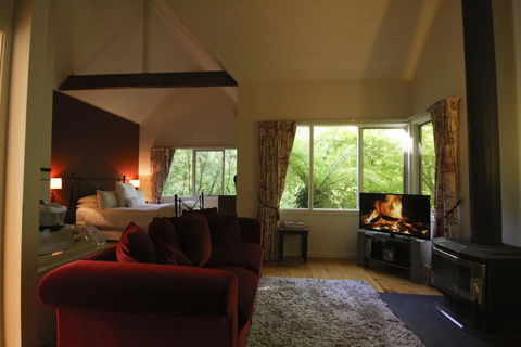 Cottages At Monreale - Surfers Paradise Gold Coast 5