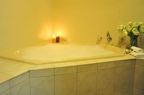High Country Motor Inn - Surfers Paradise Gold Coast 4