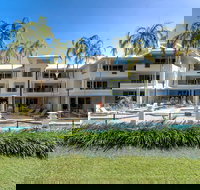 Mandalay Luxury Beachfront Apartments - Surfers Paradise Gold Coast