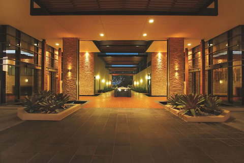 Oaks Redcliffe Mon Komo Suites - Surfers Paradise Gold Coast 3
