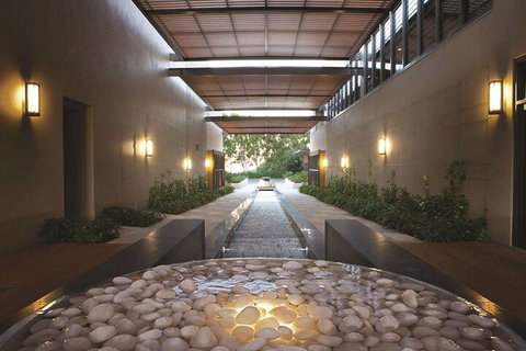 Oaks Redcliffe Mon Komo Suites - Surfers Paradise Gold Coast 7