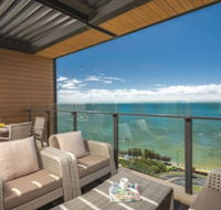 Oaks Redcliffe Mon Komo Suites - Surfers Paradise Gold Coast